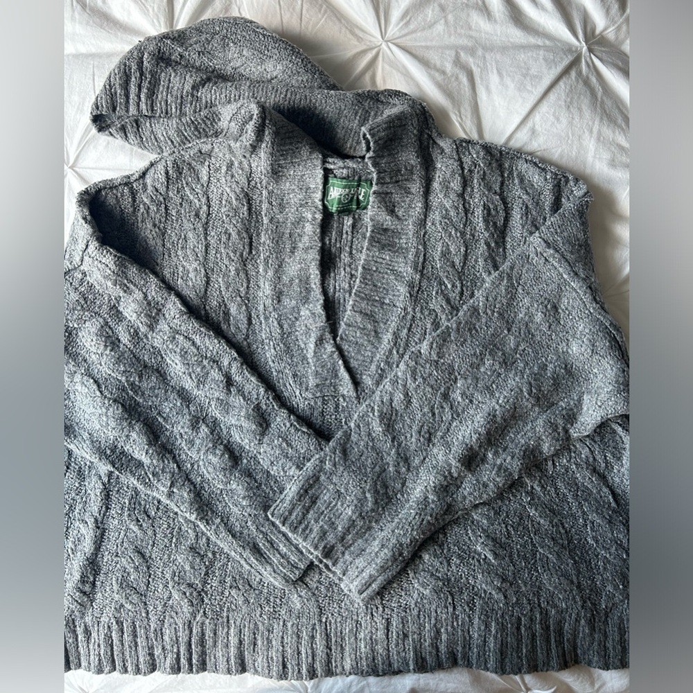 Oversized Hooded Sweater
